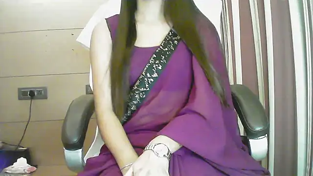 collage hoty online show from January 14, 3:34 am