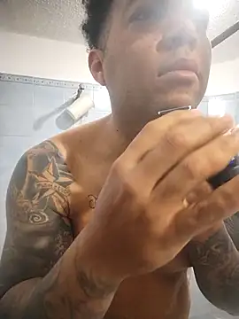 Snapshot of Morenocosta12 chatting on September 15, 3:56 pm Morenocosta12 online show from September 15, 3:56 pm