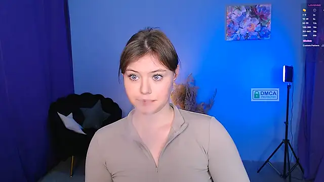 Snapshot of nikole_kitt chatting on January 13, 7:42 pm nikole kitt online show from January 13, 7:42 pm