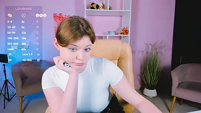Snapshot of nikole_kitt chatting on January 15, 7:55 pm nikole kitt online show from January 15, 7:55 pm