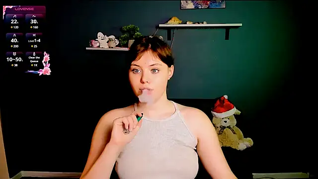 Snapshot of nikole_kitt chatting on January 18, 2:03 am nikole kitt online show from January 18, 2:03 am