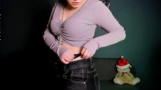 Snapshot of nikole_kitt chatting on January 20, 8:07 pm nikole kitt online show from January 20, 8:07 pm