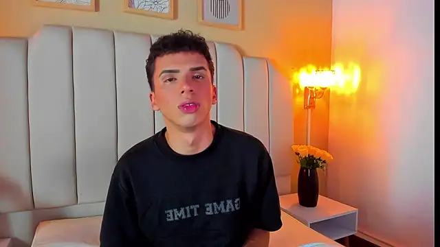 SEANTROYY online show from September 22, 4:03 am