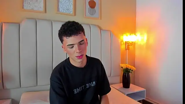 SEANTROYY online show from September 24, 4:05 am