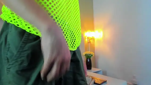 SEANTROYY online show from October 10, 3:49 am