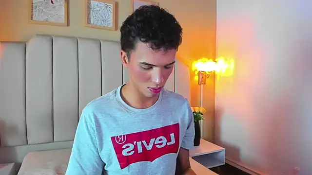 SEANTROYY online show from October 23, 4:23 am