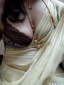 gaurika18 online show from February 21, 1:55 pm