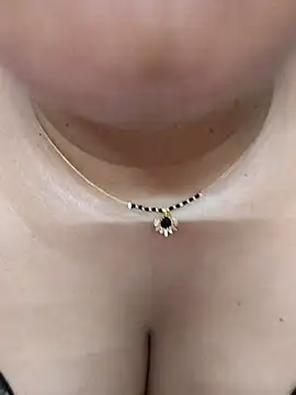 gaurika18 online show from September 9, 8:41 pm