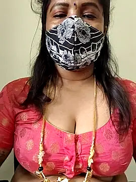 Snapshot of gaurika18 chatting on April 9, 2:44 am gaurika18 online show from April 9, 2:44 am