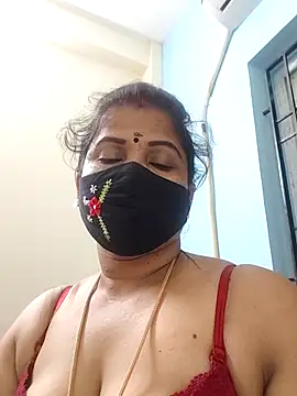 Snapshot of gaurika18 chatting on April 16, 5:47 pm gaurika18 online show from April 16, 5:47 pm