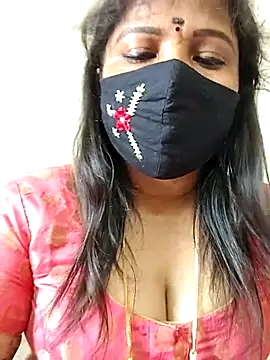 Snapshot of gaurika18 chatting on April 17, 4:15 am gaurika18 online show from April 17, 4:15 am