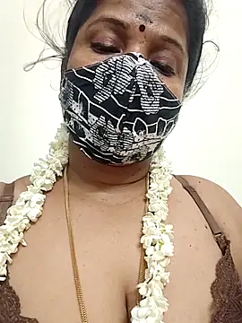 Snapshot of gaurika18 chatting on April 18, 7:58 pm gaurika18 online show from April 18, 7:58 pm