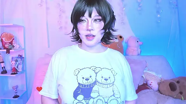 Lilith Asami online show from March 8, 9:57 am