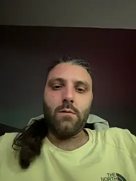 Snapshot of DisfrutaLa chatting on July 6, 1:13 am DisfrutaLa online show from July 6, 1:13 am