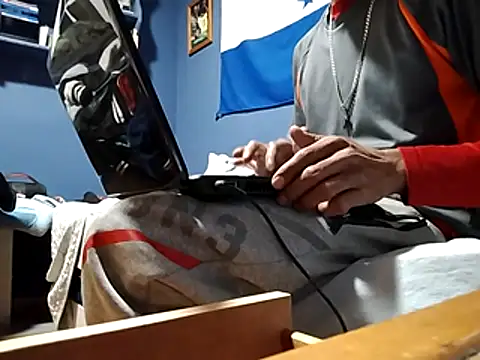 Snapshot of minitranca chatting on October 30, 8:20 pm minitranca online show from October 30, 8:20 pm