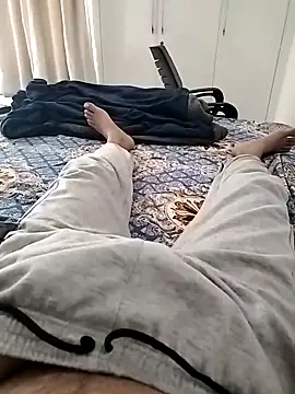 luckylads0037 online show from March 19, 2:15 am