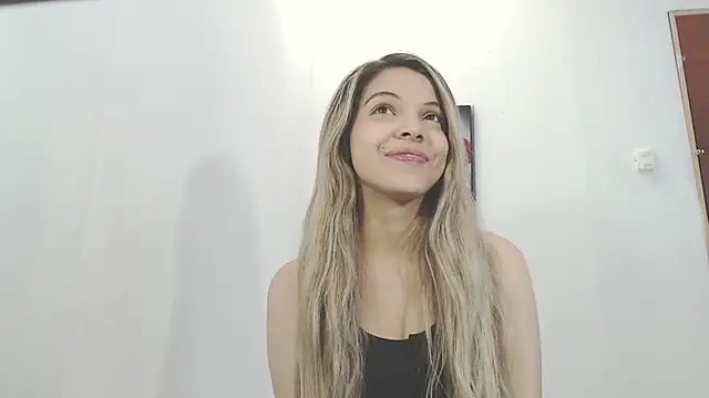 Snapshot of andreau18 chatting on September 24, 1:36 pm andreau18 online show from September 24, 1:36 pm