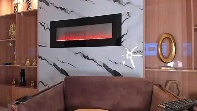 Keila Mendoza online show from November 25, 4:23 am