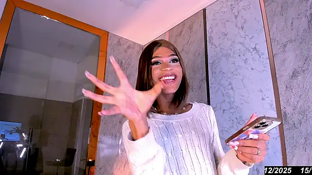 Keila Mendoza online show from December 15, 8:24 pm