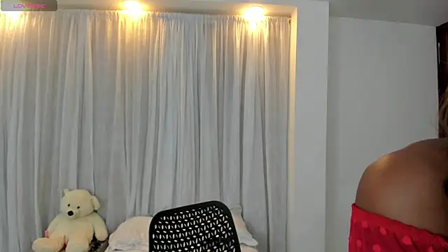 Keila Mendoza online show from July 9, 10:47 pm