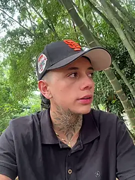  PhillipBrown online show from December 5, 12:22 pm