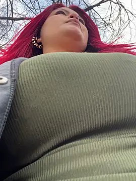 lia moon77 online show from December 22, 7:00 pm