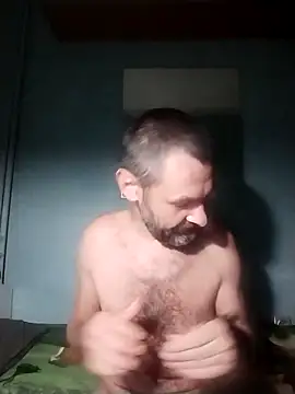 Snapshot of Andrzej-M chatting on October 12, 9:14 pm Andrzej-M online show from October 12, 9:14 pm