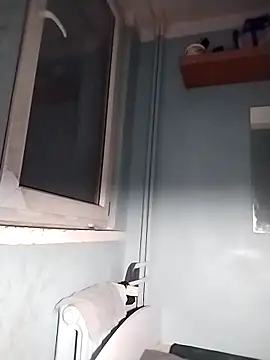 Snapshot of Andrzej-M chatting on November 8, 11:14 pm Andrzej-M online show from November 8, 11:14 pm