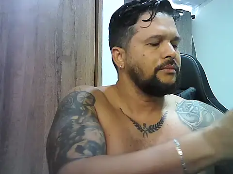 tupapito00 online show from March 25, 4:02 pm