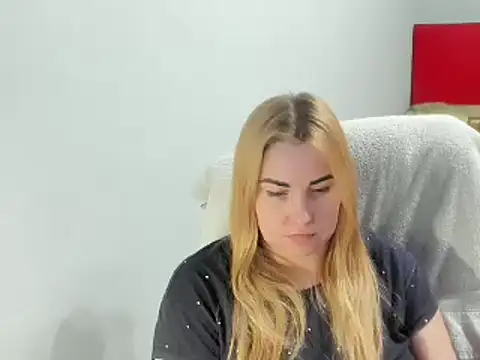 SkarletXDream online show from December 24, 12:33 am
