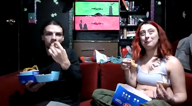 NovaLove2002 online show from December 13, 3:05 am