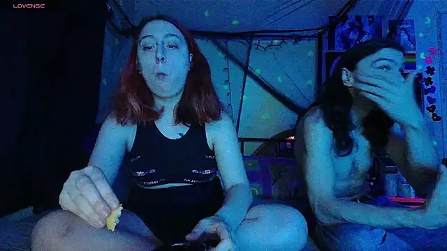 NovaLove2002 online show from January 20, 3:59 am