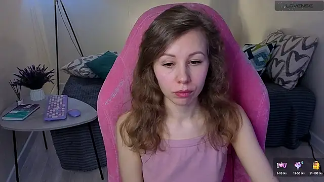 Snapshot of Lill_Mary chatting on March 5, 1:31 am Lill Mary online show from March 5, 1:31 am