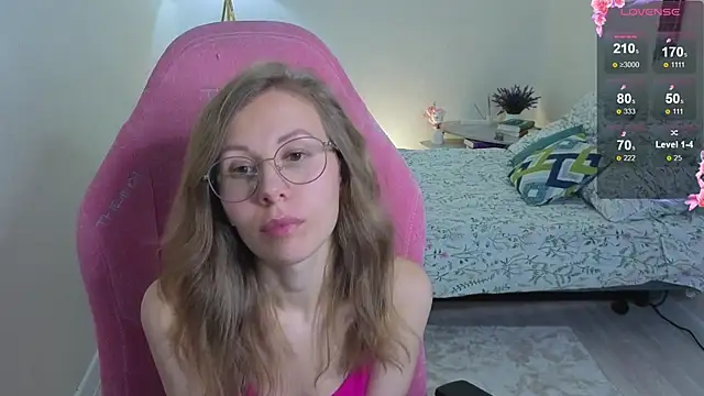 Snapshot of Lill_Mary chatting on September 10, 2:11 am Lill Mary online show from September 10, 2:11 am
