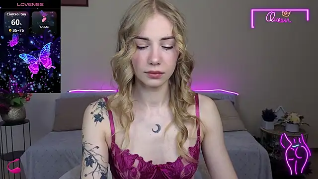 Snapshot of LunaBelli chatting on May 7, 7:14 am LunaBelli online show from May 7, 7:14 am