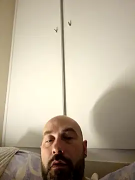 Snapshot of jamesmatt6 chatting on November 3, 9:48 pm jamesmatt6 online show from November 3, 9:48 pm