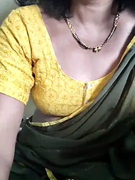 anuradha1432 online show from November 26, 8:04 am