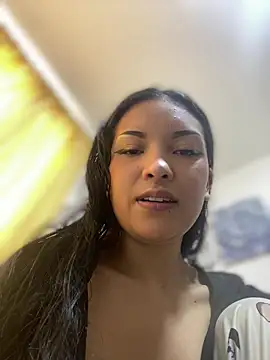 Snapshot of baby_lizy chatting on May 19, 12:55 pm baby lizy online show from May 19, 12:55 pm