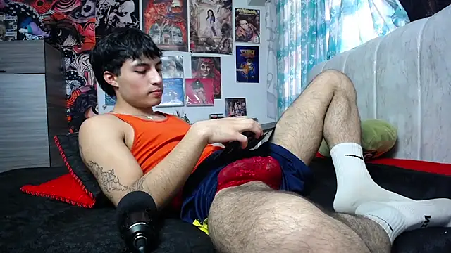 dylan fun18 online show from June 2, 10:12 pm