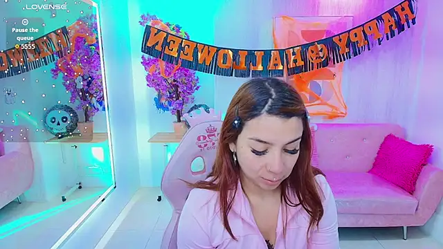 Gabby evanns online show from November 4, 12:04 pm