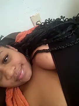 Snapshot of vic_pretynhaa chatting on March 10, 2:11 pm vic pretynhaa online show from March 10, 2:11 pm