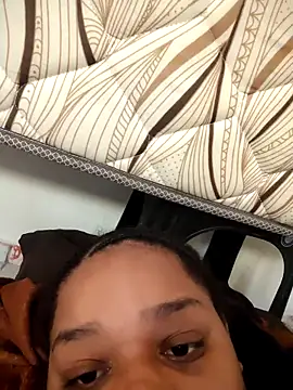 Snapshot of vic_pretynhaa chatting on April 8, 1:33 pm vic pretynhaa online show from April 8, 1:33 pm