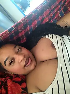 Snapshot of vic_pretynhaa chatting on April 28, 5:18 pm vic pretynhaa online show from April 28, 5:18 pm