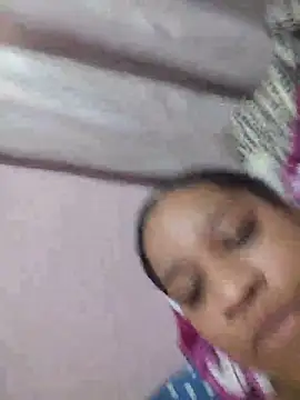 Snapshot of vic_pretynhaa chatting on June 11, 1:42 pm vic pretynhaa online show from June 11, 1:42 pm