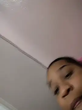 Snapshot of vic_pretynhaa chatting on July 24, 2:26 pm vic pretynhaa online show from July 24, 2:26 pm