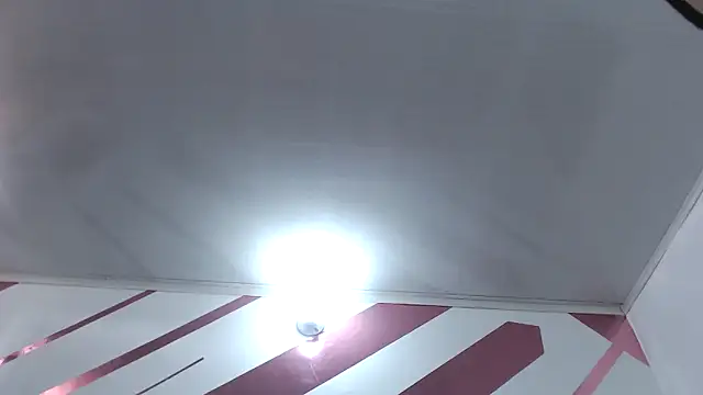 Snapshot of Kitten_Hot_ chatting on November 30, 6:23 pm Kitten Hot online show from November 30, 6:23 pm