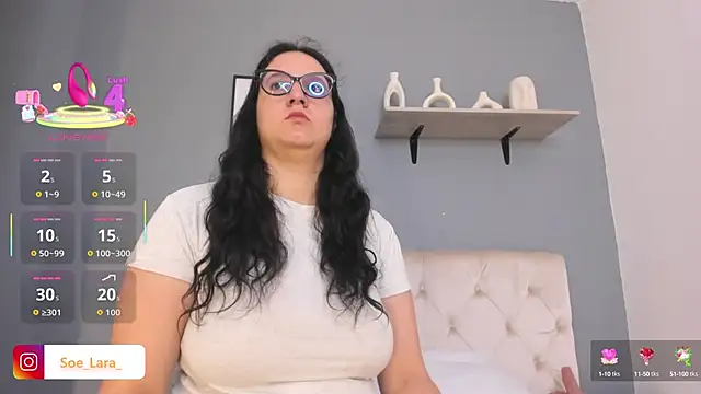 Snapshot of Soe_Lara chatting on October 8, 11:30 am Soe Lara online show from October 8, 11:30 am