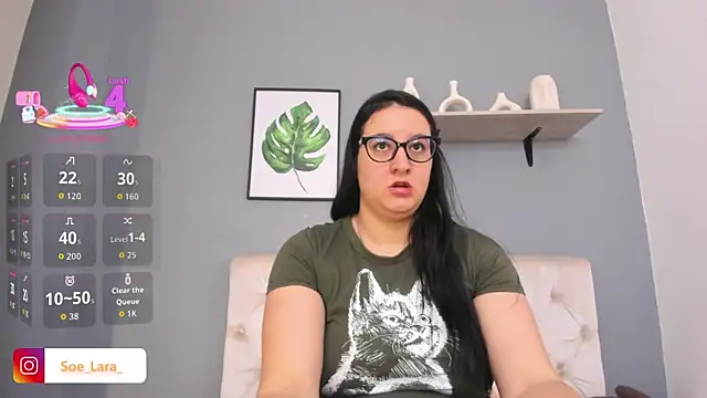 Snapshot of Soe_Lara chatting on October 9, 11:19 am Soe Lara online show from October 9, 11:19 am