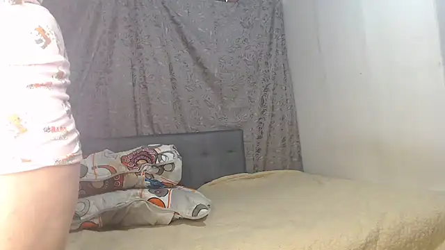 Snapshot of Soe_Lara chatting on April 2, 3:20 pm Soe Lara online show from April 2, 3:20 pm