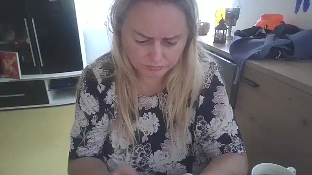 Meliss Official9 online show from September 27, 7:02 am